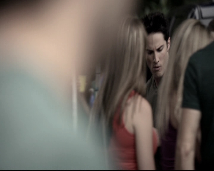 VampireDiariesWorld-dot-nl_6x01IllRemember0907.jpg