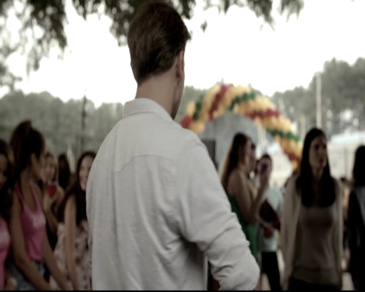 VampireDiariesWorld-dot-nl_6x01IllRemember1071.jpg