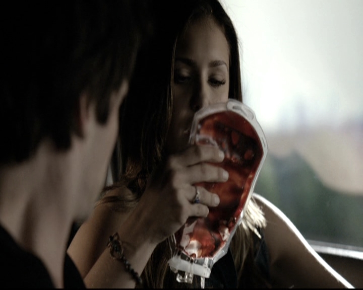 VampireDiariesWorld-dot-nl_6x01IllRemember1135.jpg