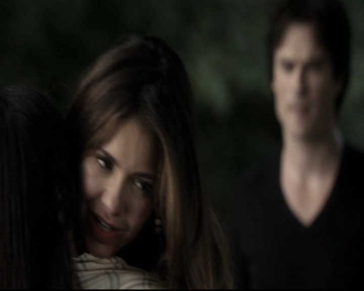 VampireDiariesWorld-dot-nl_6x01IllRemember1181.jpg