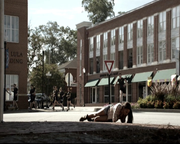 VampireDiariesWorld-dot-nl_6x01IllRemember1338.jpg