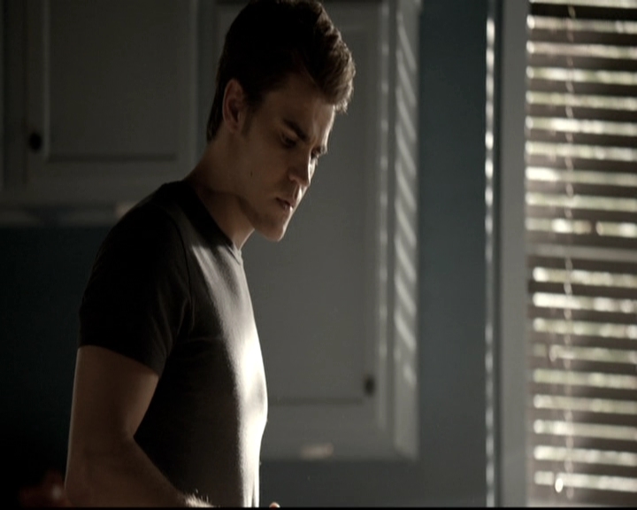 VampireDiariesWorld-dot-nl_6x01IllRemember1403.jpg