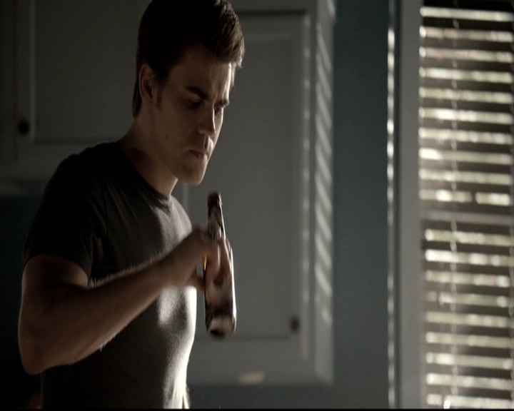 VampireDiariesWorld-dot-nl_6x01IllRemember1404.jpg