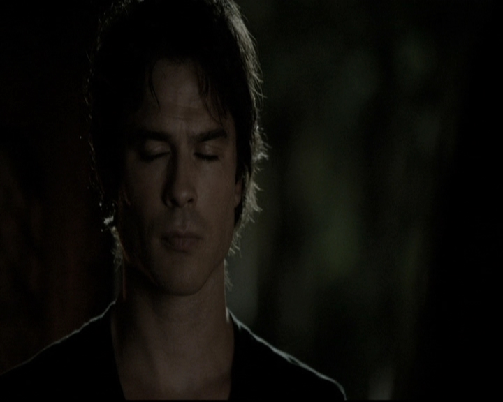 VampireDiariesWorld-dot-nl_6x01IllRemember1723.jpg