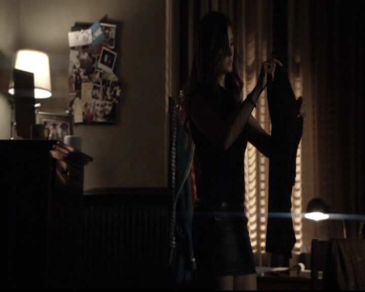 VampireDiariesWorld-dot-nl_6x01IllRemember1983.jpg