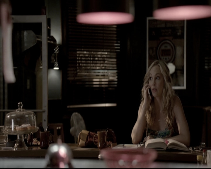 VampireDiariesWorld-dot-nl_6x01IllRemember2051.jpg