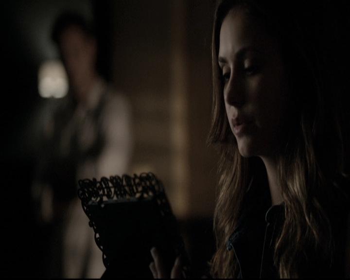 VampireDiariesWorld-dot-nl_6x01IllRemember2084.jpg