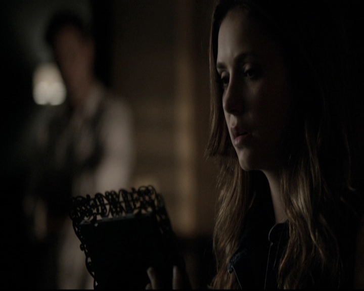 VampireDiariesWorld-dot-nl_6x01IllRemember2086.jpg