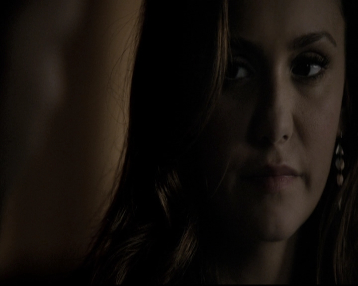 VampireDiariesWorld-dot-nl_6x01IllRemember2201.jpg