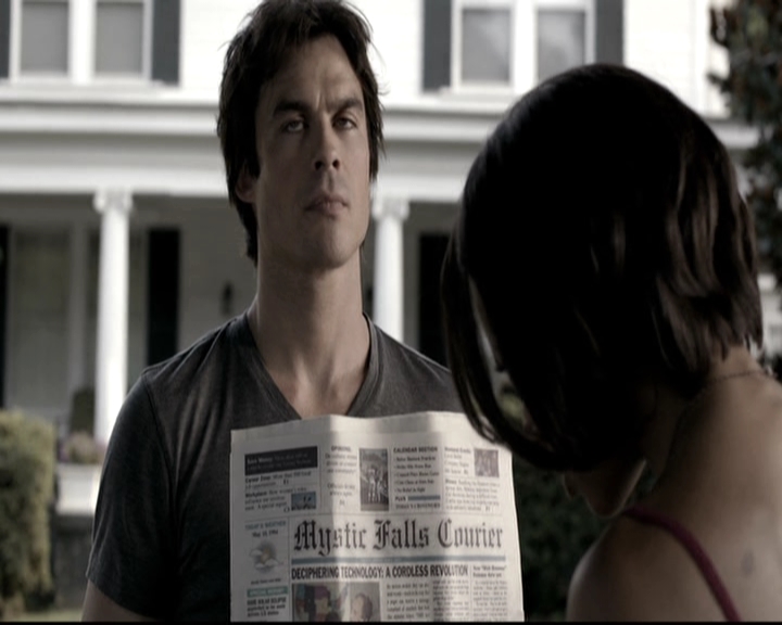 VampireDiariesWorld-dot-nl_6x02YellowLedbetter0595.jpg