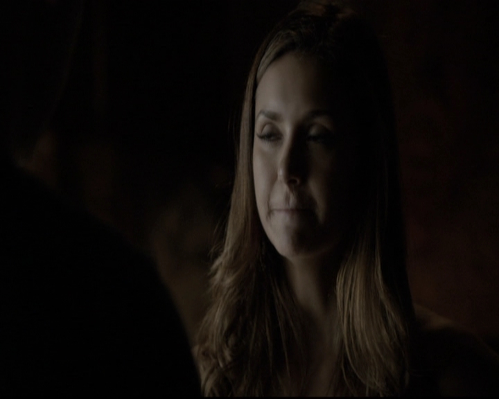 VampireDiariesWorld-dot-nl_6x02YellowLedbetter1294.jpg