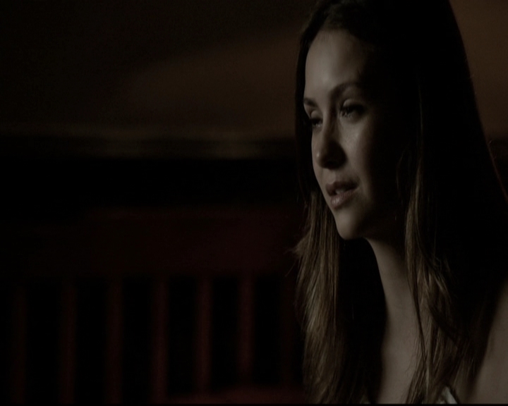 VampireDiariesWorld-dot-nl_6x02YellowLedbetter1782.jpg