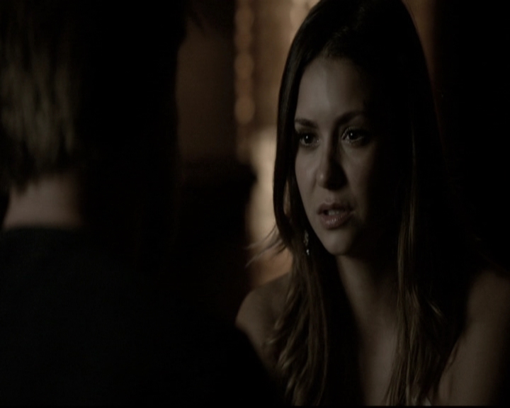 VampireDiariesWorld-dot-nl_6x02YellowLedbetter1855.jpg