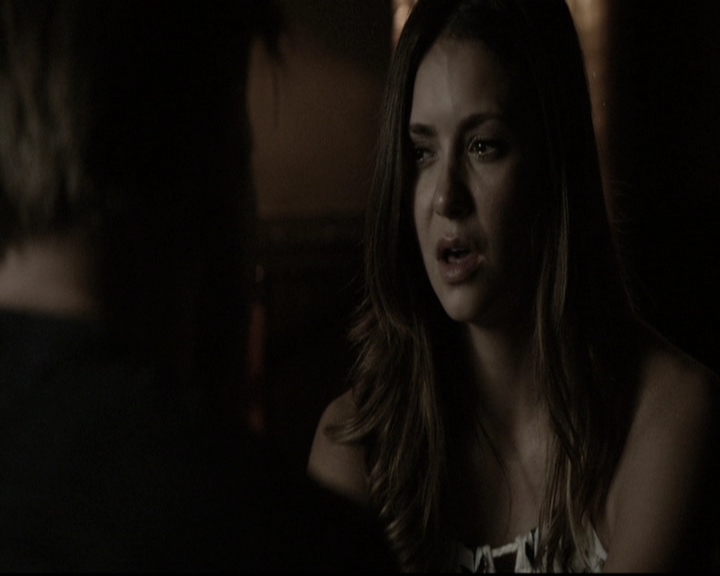 VampireDiariesWorld-dot-nl_6x02YellowLedbetter1881.jpg