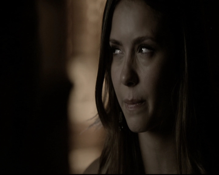 VampireDiariesWorld-dot-nl_6x02YellowLedbetter1895.jpg