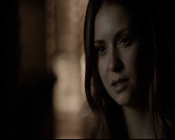 VampireDiariesWorld-dot-nl_6x02YellowLedbetter1901.jpg