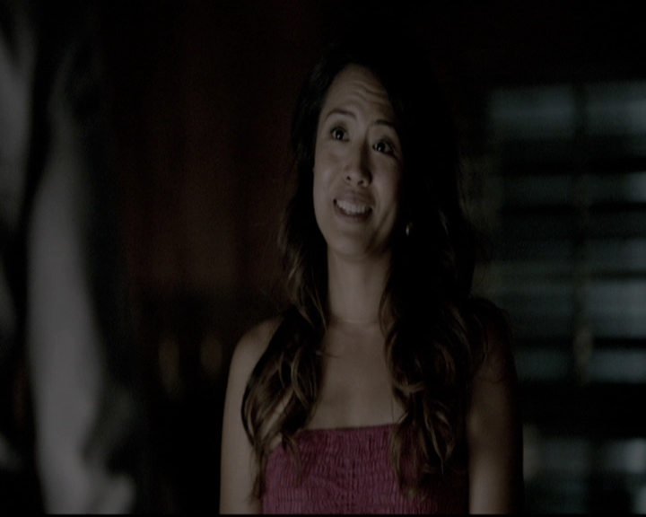 VampireDiariesWorld-dot-nl_6x02YellowLedbetter1991.jpg