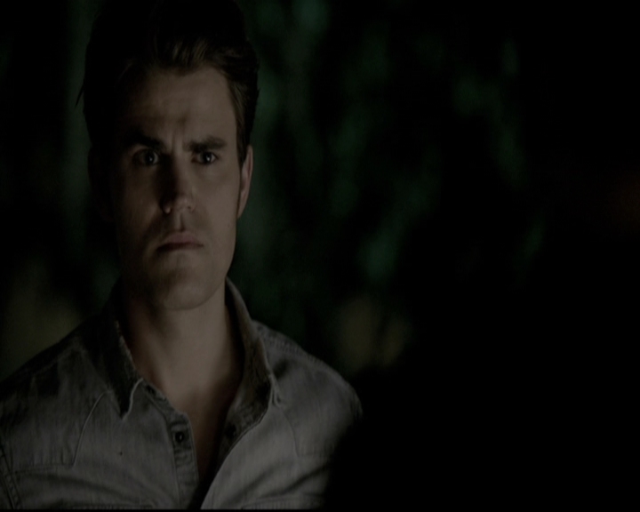 VampireDiariesWorld-dot-nl_6x02YellowLedbetter2035.jpg