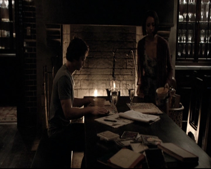 VampireDiariesWorld-dot-nl_6x02YellowLedbetter2254.jpg