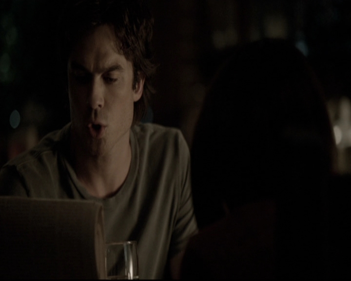 VampireDiariesWorld-dot-nl_6x02YellowLedbetter2295.jpg