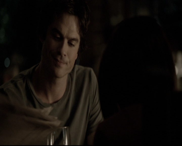 VampireDiariesWorld-dot-nl_6x02YellowLedbetter2296.jpg