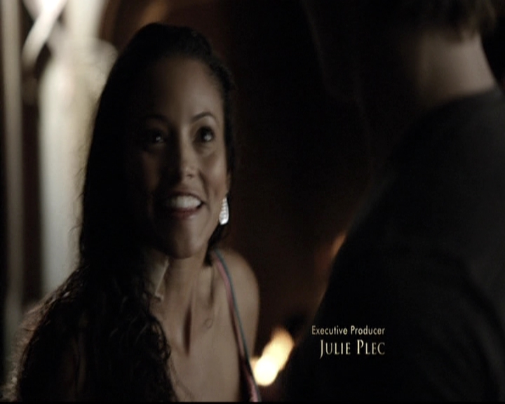 VampireDiariesWorld-dot-nl_6x03WelcomeToParadise0250.jpg