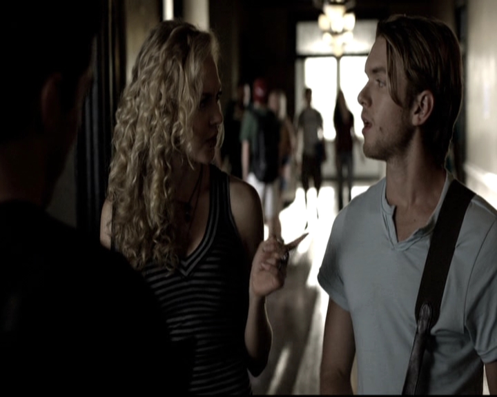 VampireDiariesWorld-dot-nl_6x03WelcomeToParadise0296.jpg