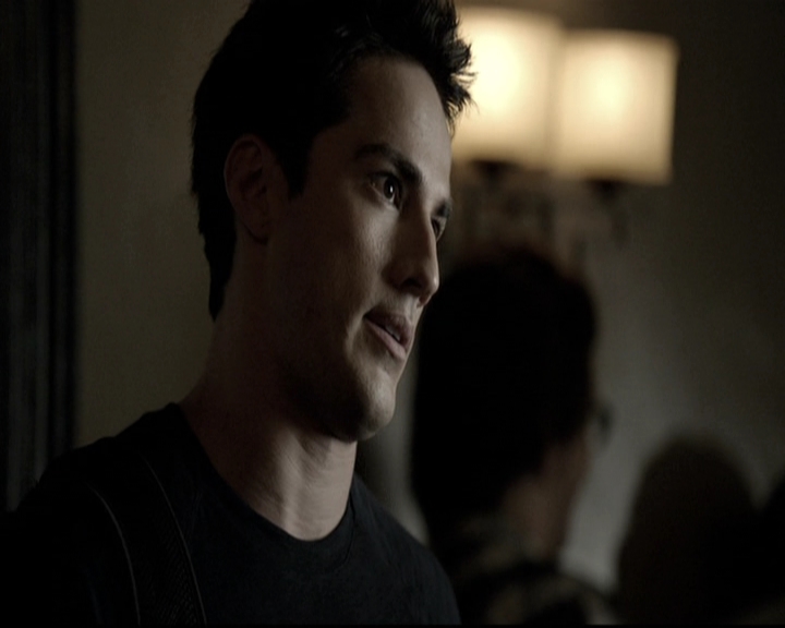 VampireDiariesWorld-dot-nl_6x03WelcomeToParadise0305.jpg