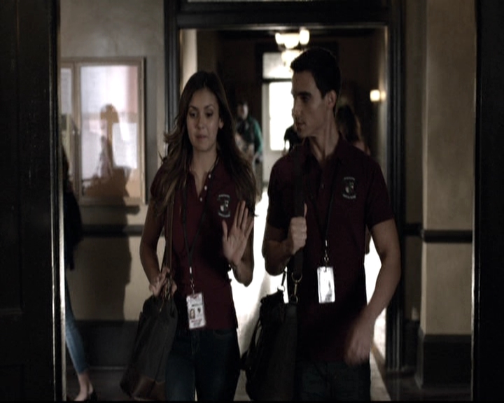 VampireDiariesWorld-dot-nl_6x03WelcomeToParadise0329.jpg