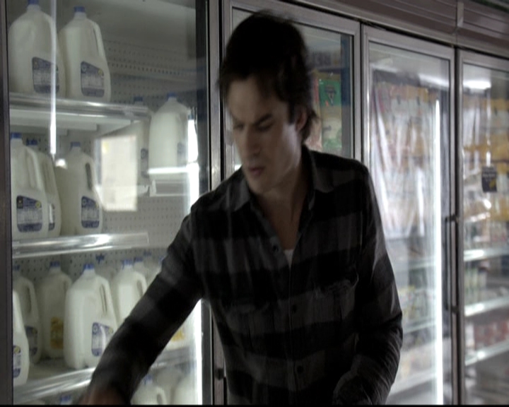 VampireDiariesWorld-dot-nl_6x03WelcomeToParadise0409.jpg