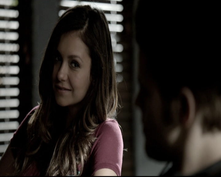 VampireDiariesWorld-dot-nl_6x03WelcomeToParadise0521.jpg