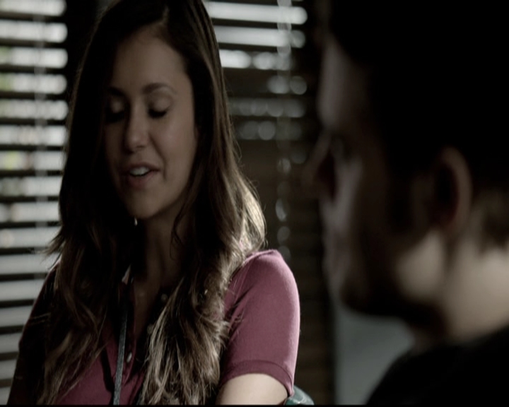 VampireDiariesWorld-dot-nl_6x03WelcomeToParadise0526.jpg