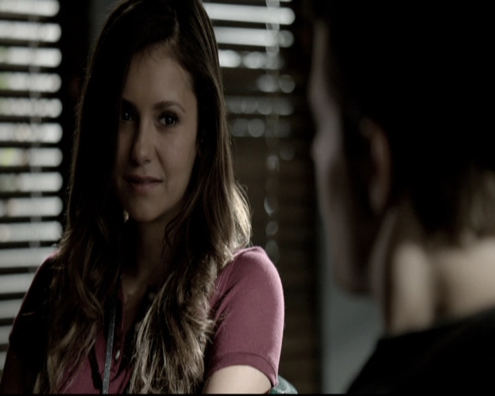 VampireDiariesWorld-dot-nl_6x03WelcomeToParadise0527.jpg