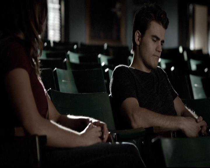 VampireDiariesWorld-dot-nl_6x03WelcomeToParadise0535.jpg