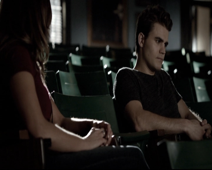 VampireDiariesWorld-dot-nl_6x03WelcomeToParadise0536.jpg