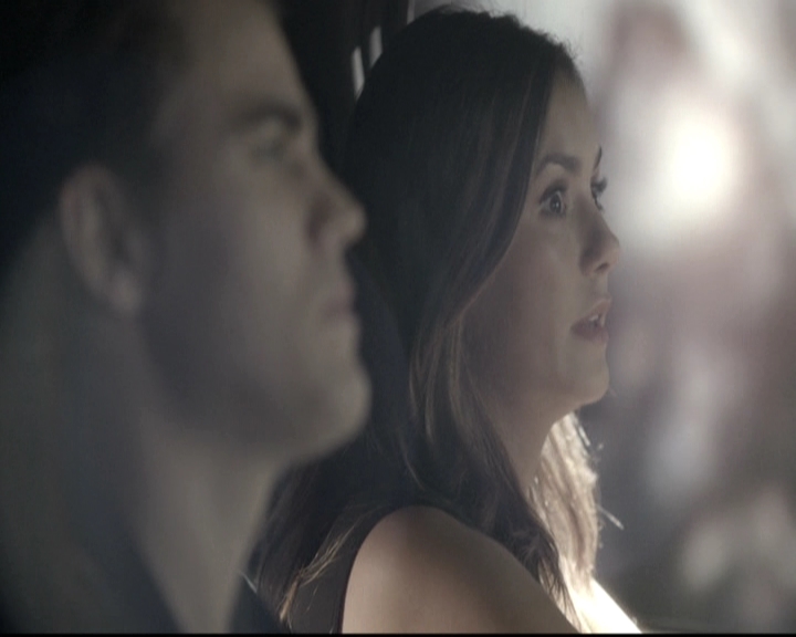 VampireDiariesWorld-dot-nl_6x03WelcomeToParadise0761.jpg