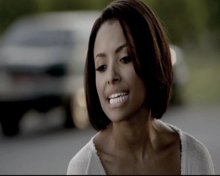 VampireDiariesWorld-dot-nl_6x03WelcomeToParadise0813.jpg