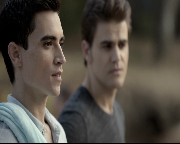 VampireDiariesWorld-dot-nl_6x03WelcomeToParadise0902.jpg