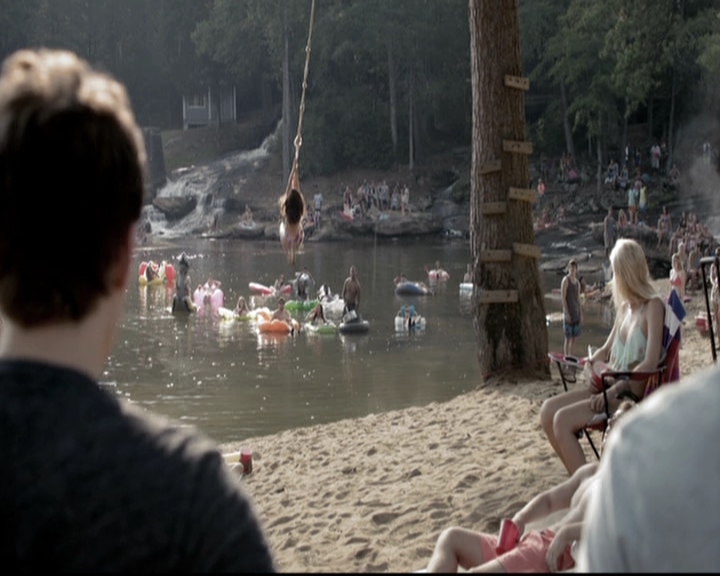 VampireDiariesWorld-dot-nl_6x03WelcomeToParadise0908.jpg