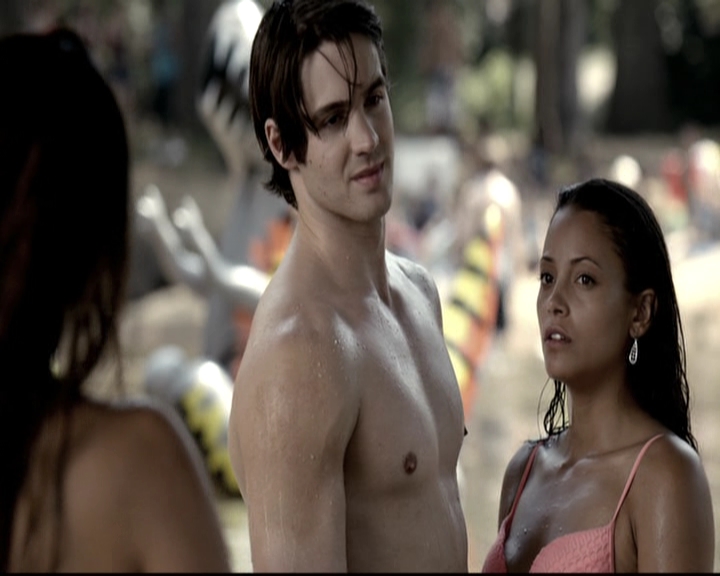 VampireDiariesWorld-dot-nl_6x03WelcomeToParadise0935.jpg