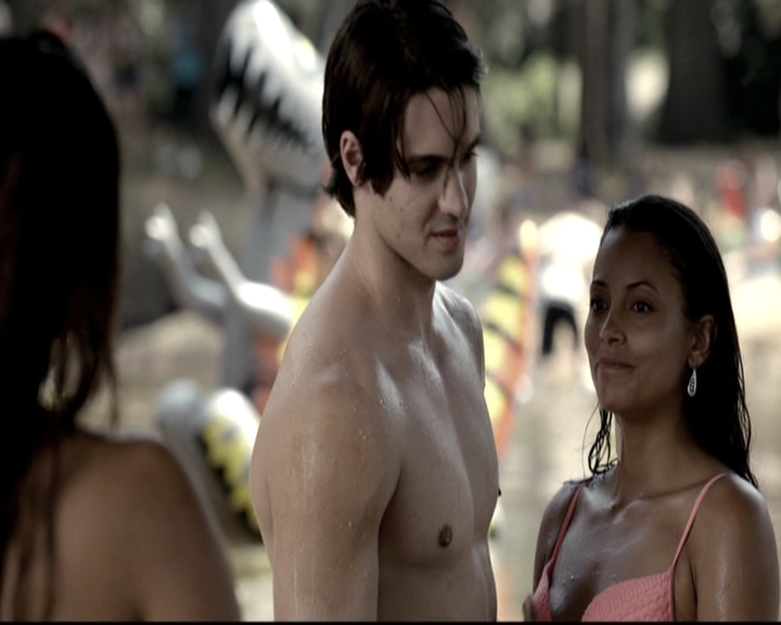 VampireDiariesWorld-dot-nl_6x03WelcomeToParadise0938.jpg