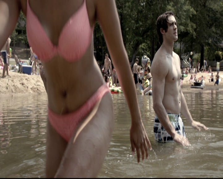 VampireDiariesWorld-dot-nl_6x03WelcomeToParadise0943.jpg