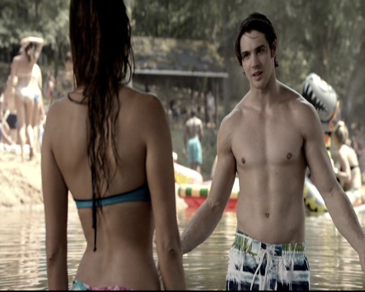 VampireDiariesWorld-dot-nl_6x03WelcomeToParadise0950.jpg