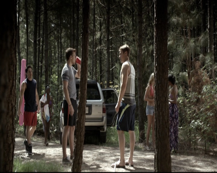 VampireDiariesWorld-dot-nl_6x03WelcomeToParadise0981.jpg