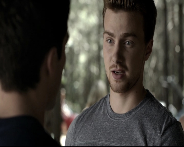 VampireDiariesWorld-dot-nl_6x03WelcomeToParadise0991.jpg