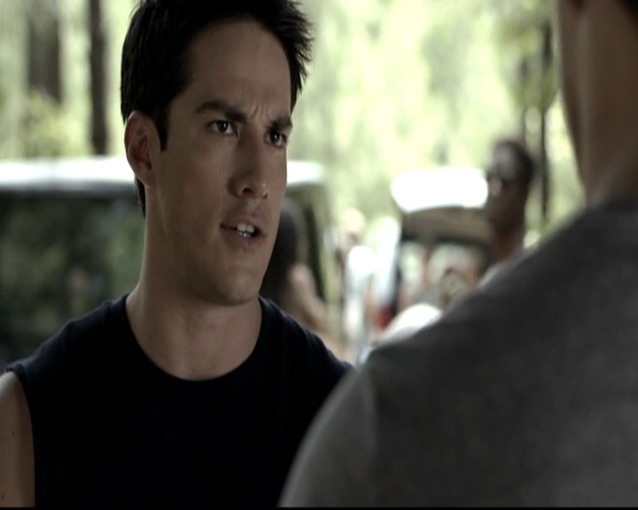 VampireDiariesWorld-dot-nl_6x03WelcomeToParadise0999.jpg