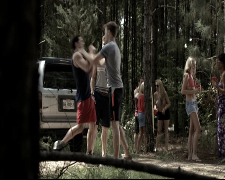 VampireDiariesWorld-dot-nl_6x03WelcomeToParadise1006.jpg