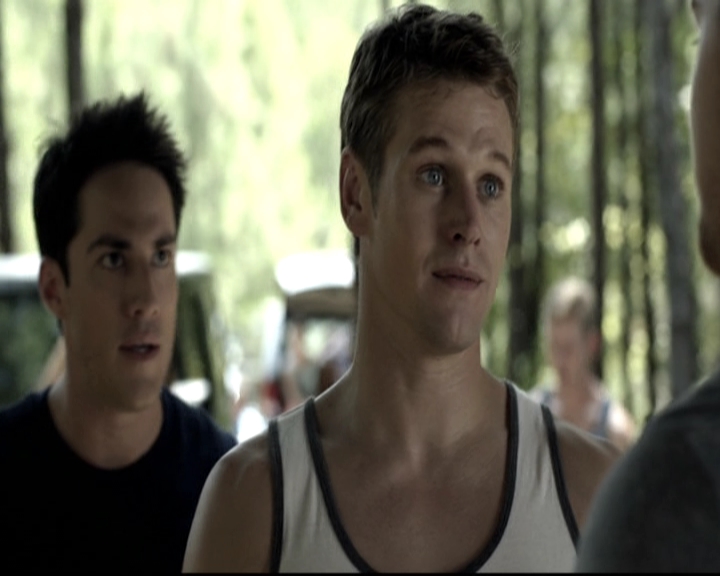 VampireDiariesWorld-dot-nl_6x03WelcomeToParadise1010.jpg