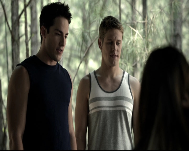 VampireDiariesWorld-dot-nl_6x03WelcomeToParadise1050.jpg