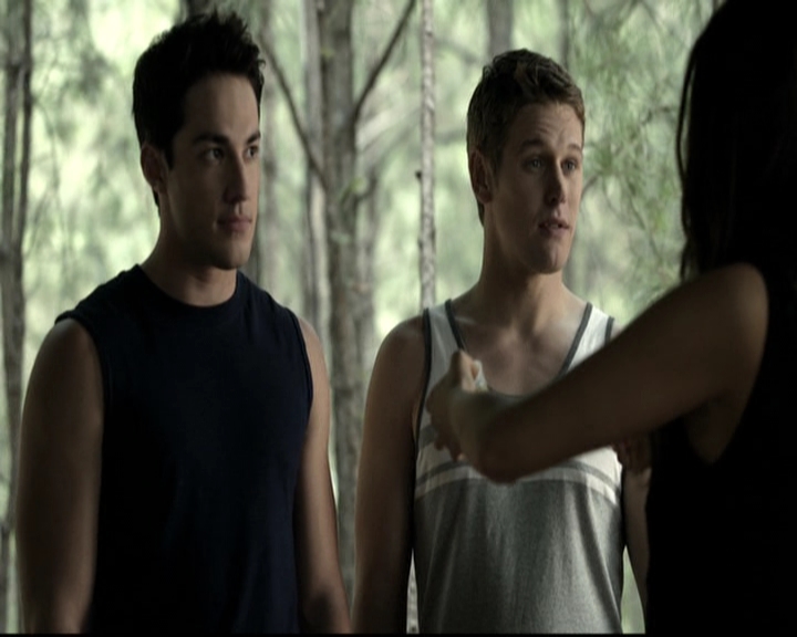 VampireDiariesWorld-dot-nl_6x03WelcomeToParadise1070.jpg